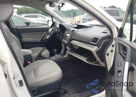 2018 Subaru Forester 2.5I z USA, uszkodzony, nr VIN JF2SJABC6JH402595